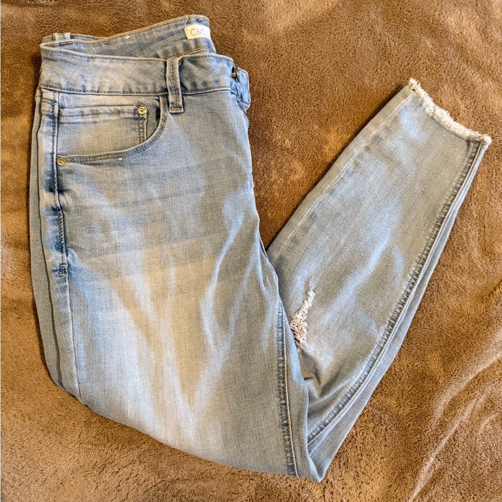 C&C California Women's Light Blue Skinny Jeans